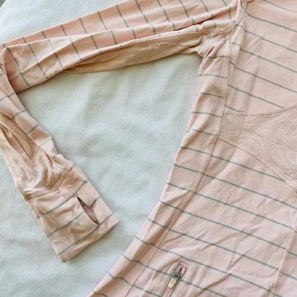 Lululemon pink and grey long sleeved top - Picture 8 of 16